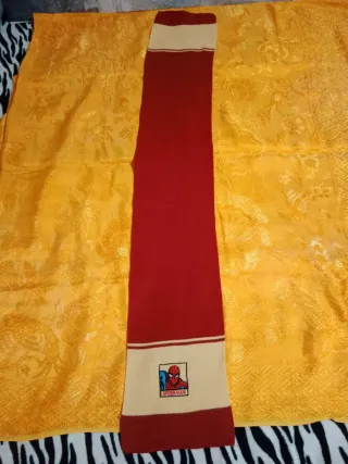 Bufanda Spiderman Punto Roja