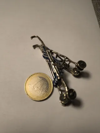 Miniatura passeggino argento 800