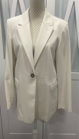 Blazer blanco roto