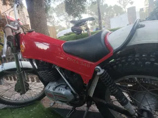 Montesa Cota 348 Roja y Blanca