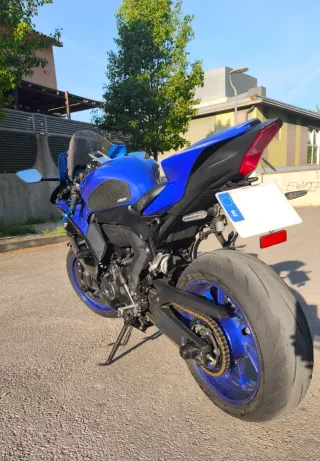 Yamaha R7 2023 - Limitada A2