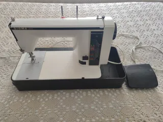 Maquina de coser Sigma Mod 2000