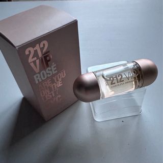 Miniatura CH 212 VIP Rosé