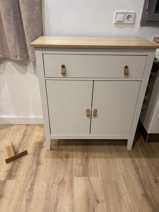 Aparador salón nuevo madera y cuero