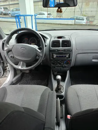 Hyundai Accent 2004