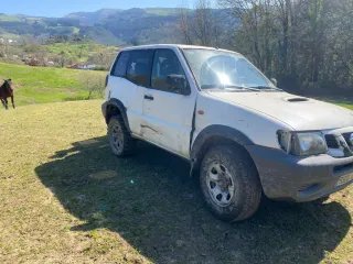Nissan Terrano II 2006