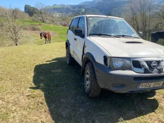 Nissan Terrano II 2006