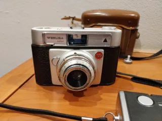 Lote 3  Cámaras fotos Minolta y Yashica y werlisa