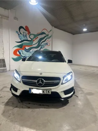 Mercedes-Benz GLA 2015