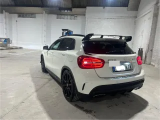 Mercedes-Benz GLA 2015