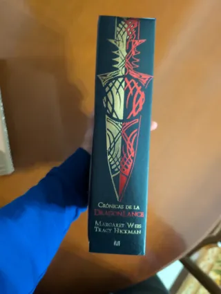 Omnibus Crónicas de la Dragonlance. Edición esp...