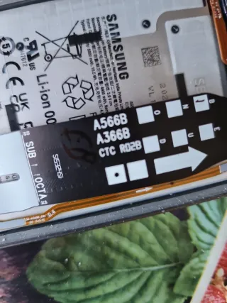 Samsung Galaxy A56 A36 Negro (Pantalla Rota)