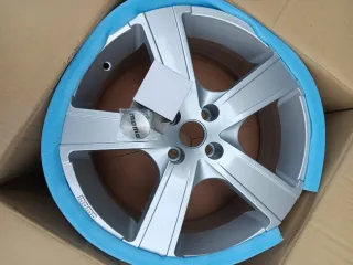 Llantas de aleación ligera MOMO CORSE 17x7 Win Pro