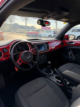 Volkswagen Beetle 2015