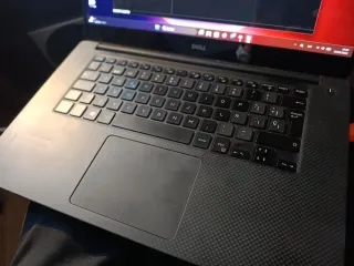 Dell Precision 5520 Laptop