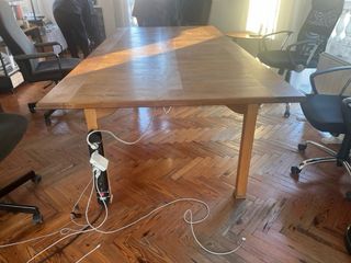 Mesa de madera maciza grande