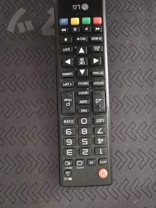 Televisor LG Negro con Mando 32 pulgadas
