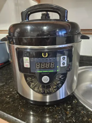 Olla GM Modelo F 6 L. con complementos