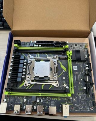 Placa Base y procesador Intel Xeon E2630 v4