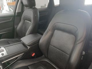 Jaguar F-Pace 2.0D l4 MHEV SE AWD Auto 150 kW (204 CV)