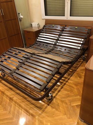 Somier Articulado Eléctrico Spaldin 1.35