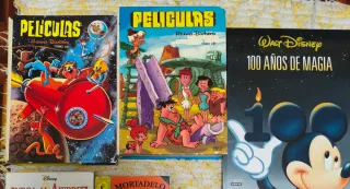3 Libro y comic de Walt Disney