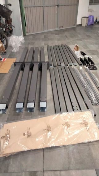 Pérgola Exterior Beige y Gris