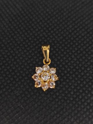 Colgante oro 18k rosetón circonitas. 051-03-00586
