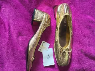 Bailarinas Stradivarius Doradas Talla 38