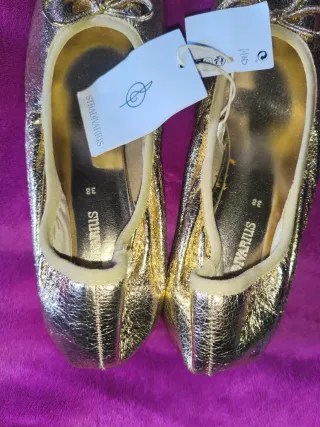 Bailarinas Stradivarius Doradas Talla 38