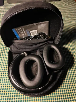 Auriculares Sennheiser PXC 550 Wireless
