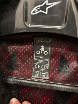 Mono de cuero Alpinestars 2 + Botas Alpinestars