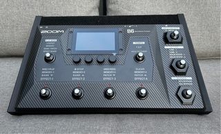 Zoom B6 Multi-efectos para bajo