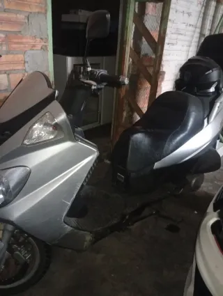 Moto Daelim 125