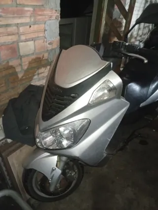 Moto Daelim 125