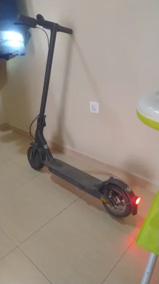 Patinete eléctrico poco uso