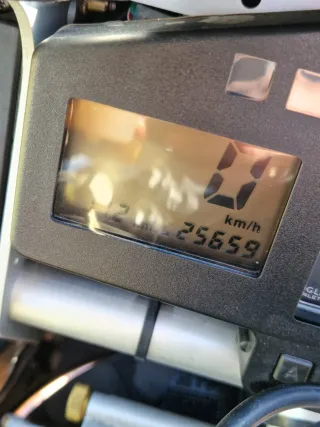 Aprilia RSV Mille R Sportbike