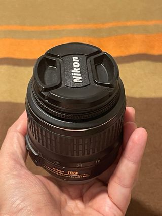 Objetivo Nikon 18-55mm DX