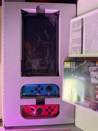 Nintendo Switch + FIFA 26 (SPEDIZIONE IN 24H)
