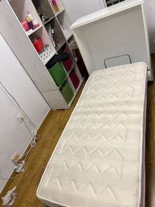 Mueble cama blanco de madera