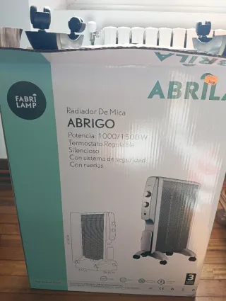 Estufa Eléctrica Abrila Negra y Gris