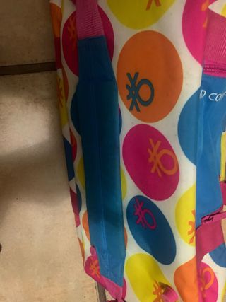 Mochila deportiva Benetton colores