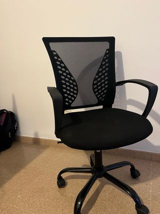 Silla de oficina negra