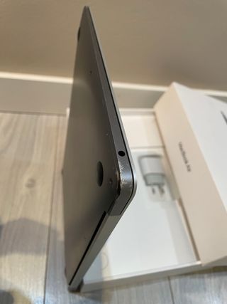 MacBook Air M1 Plata/Gris Espacial