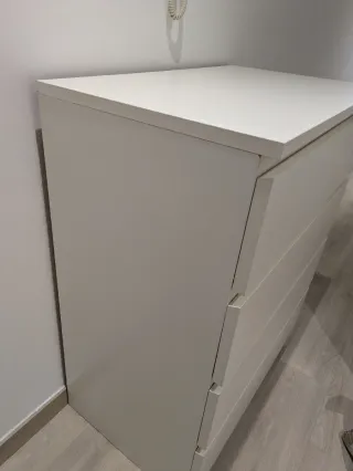 Cómoda IKEA 4 cajones blanca
