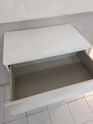 Cómoda IKEA 4 cajones blanca