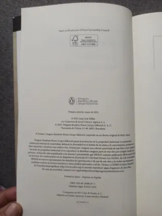 Ese imbécil va a escribir una novela
