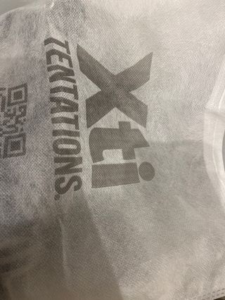 Sandalias de plataforma negras y plateadas