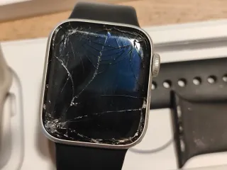 DOS Apple Watches SE Gen 2 GPS + Caja + Correas