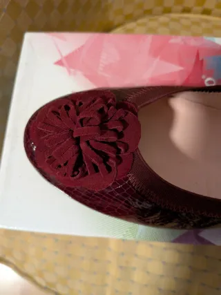 Zapatos granates con plataforma